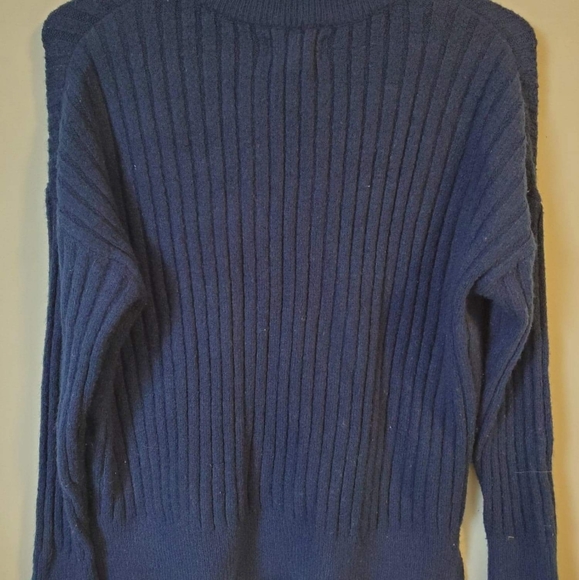 Blue turtle neck - Picture 3 of 6